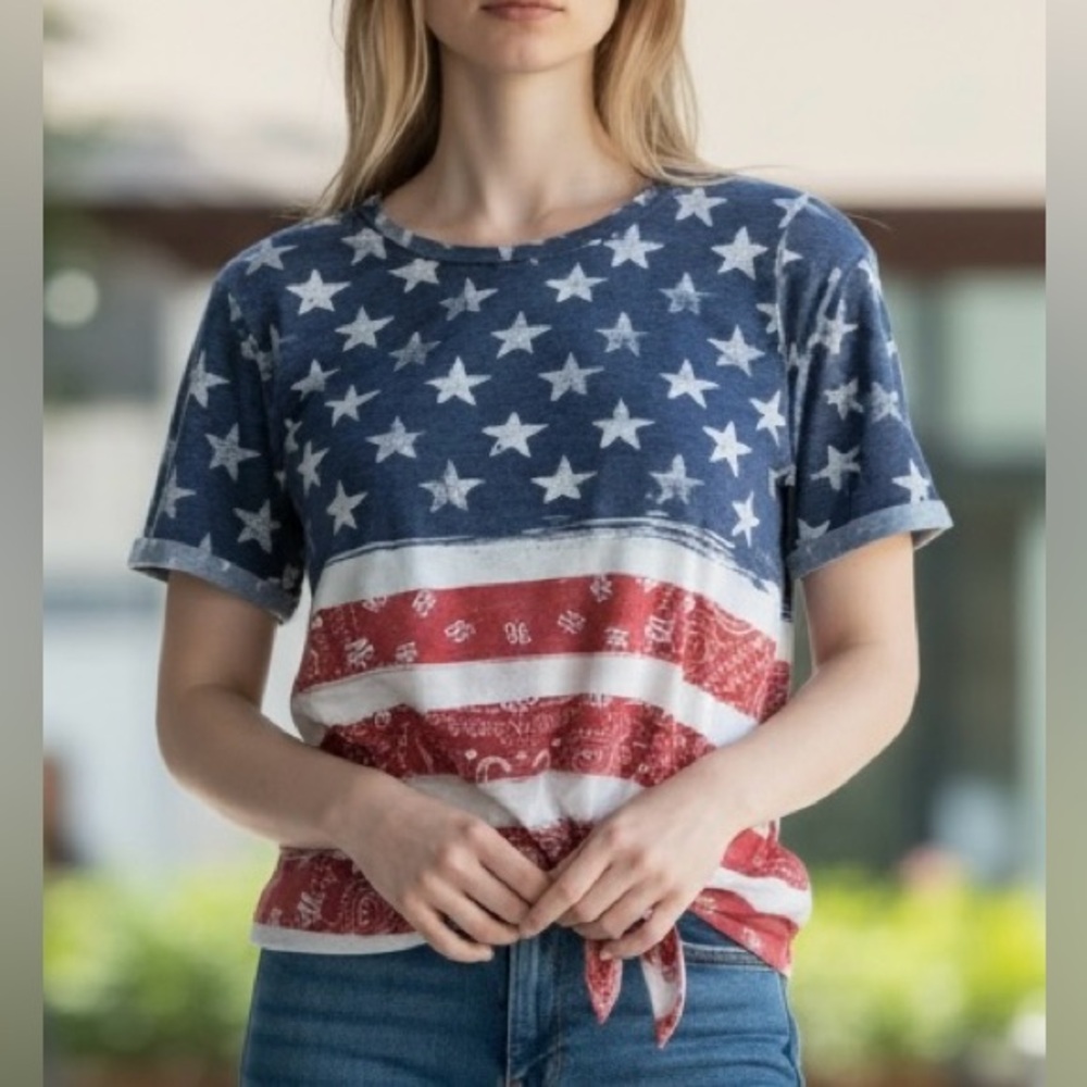 Hybrid American Flag women’s T-Shirt USA Star Stripes Fourth July Tee large
